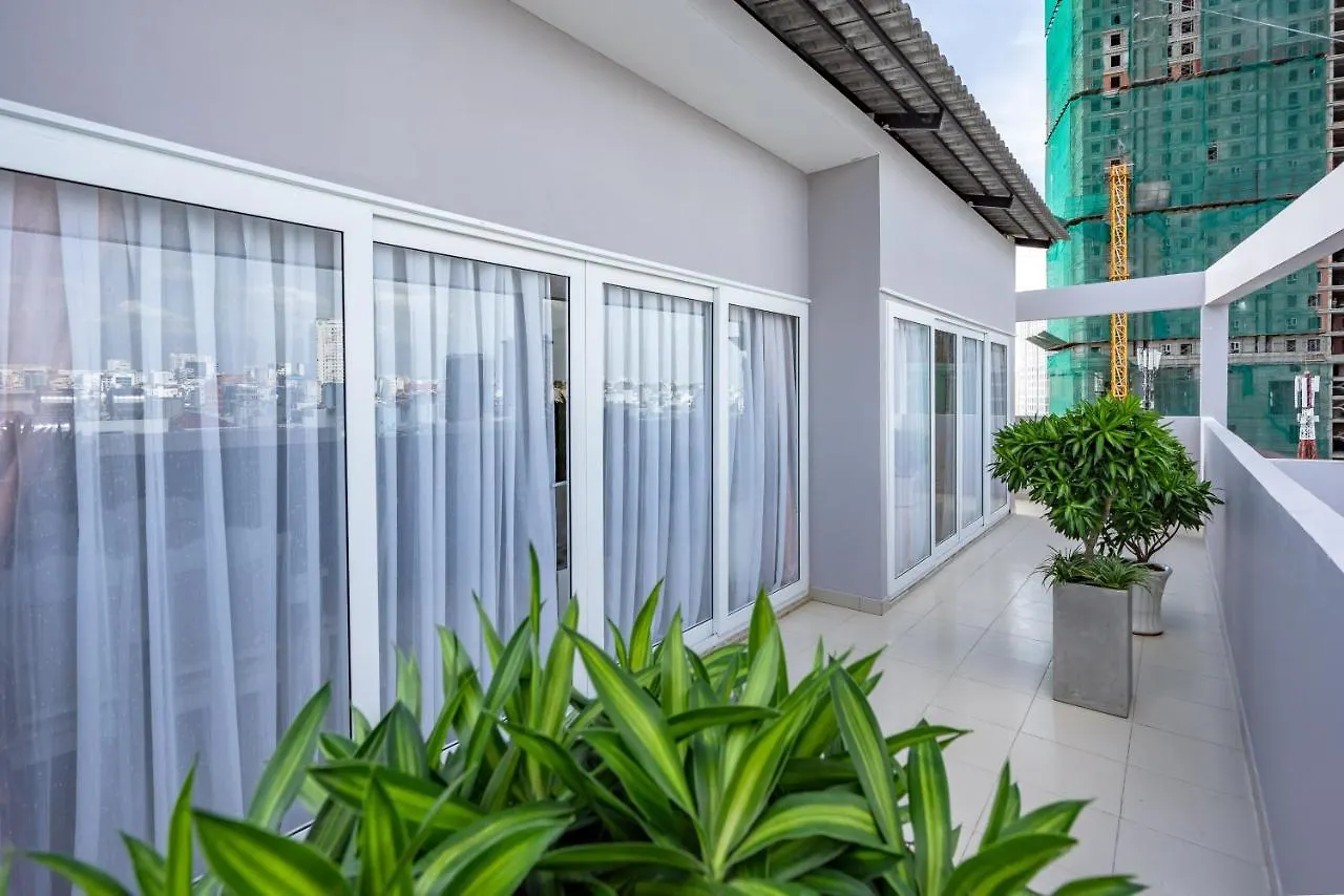 Emerald Central Ho Chi Minh City 3*,  Vietnam