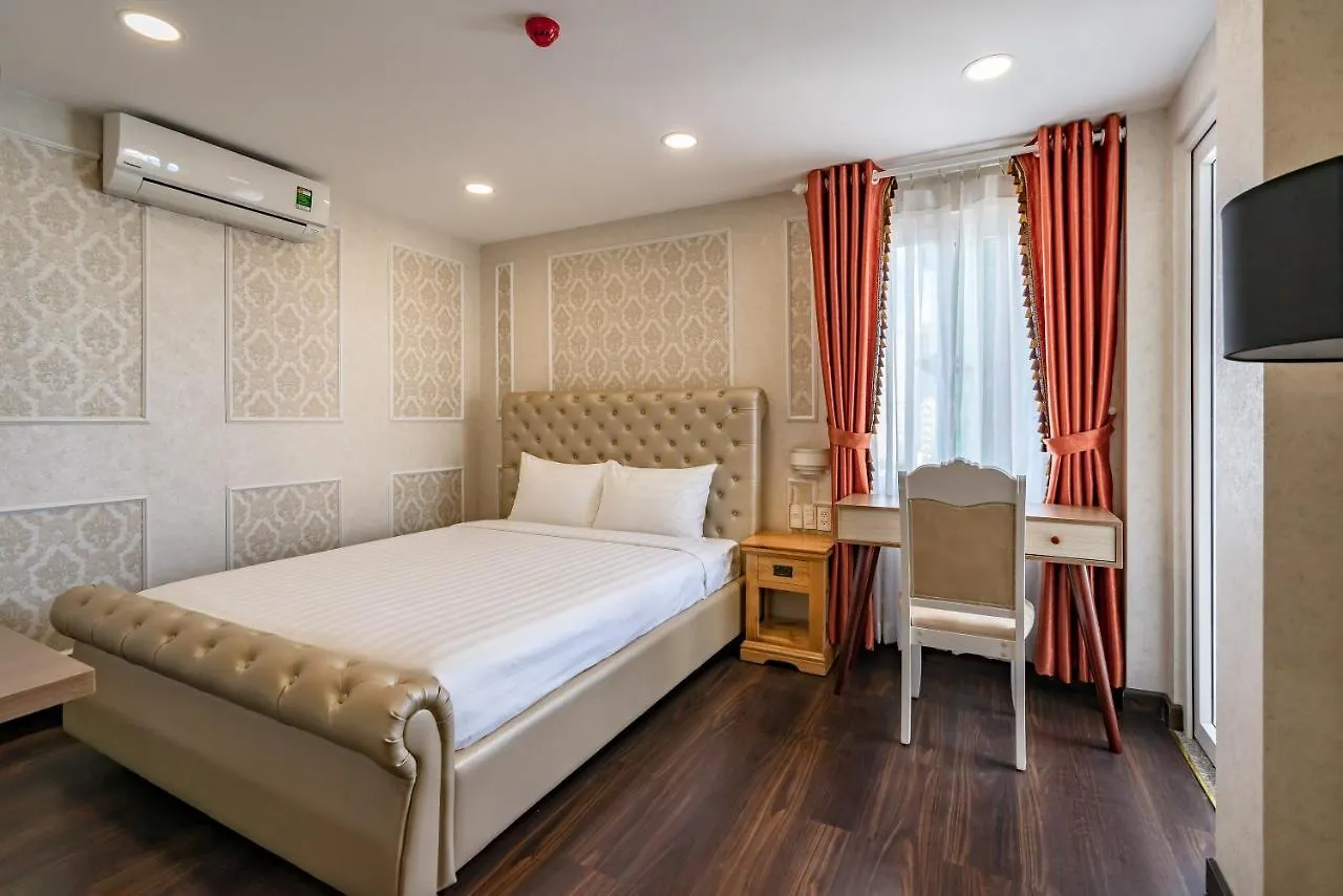 Emerald Central Ho Chi Minh-Byen 3*,